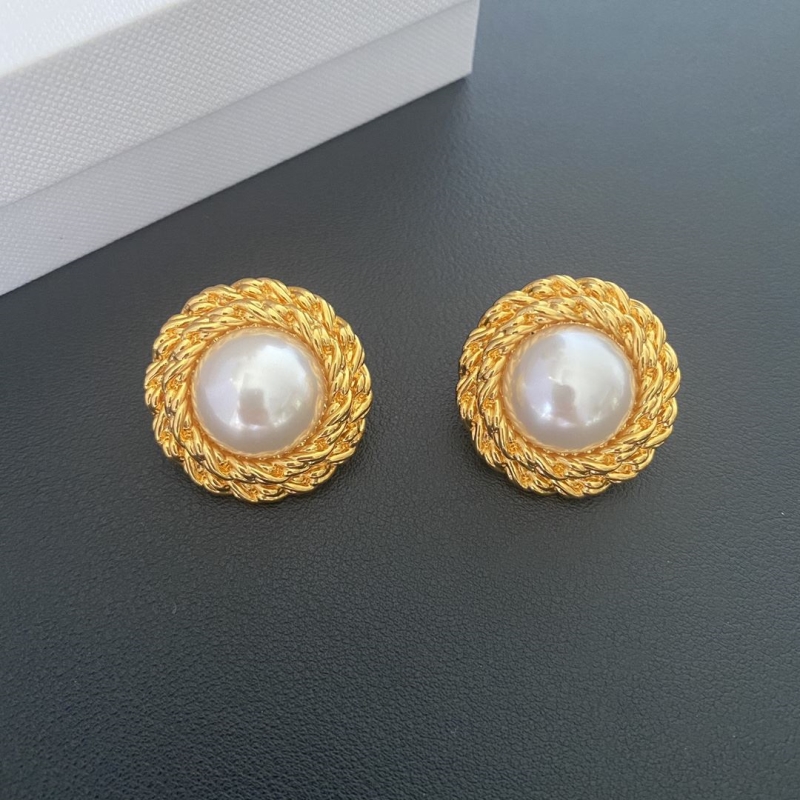 Ce1i*e earrings
